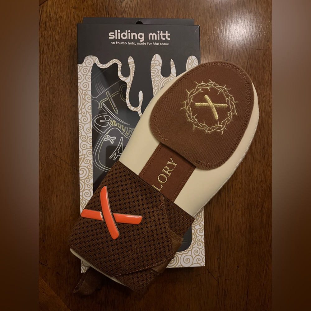 Absolutely Ridiculous "Bible" ⛪️ Sliding Mitt! - Limited Edition! NWT